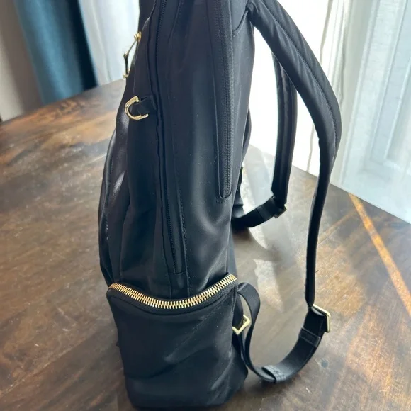 Tumi Black Voyageur Backpack for Women - Like new - Picture 3 of 8